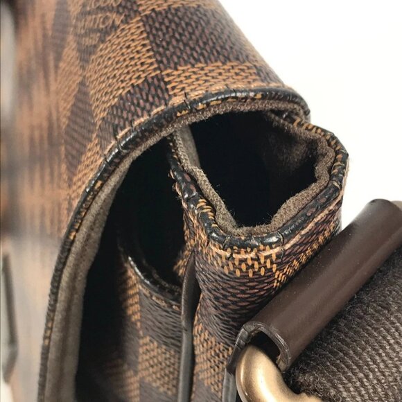 LOUIS VUITTON N41213 Damier District PM crossbody Shoulder Bag - Picture 6 of 16